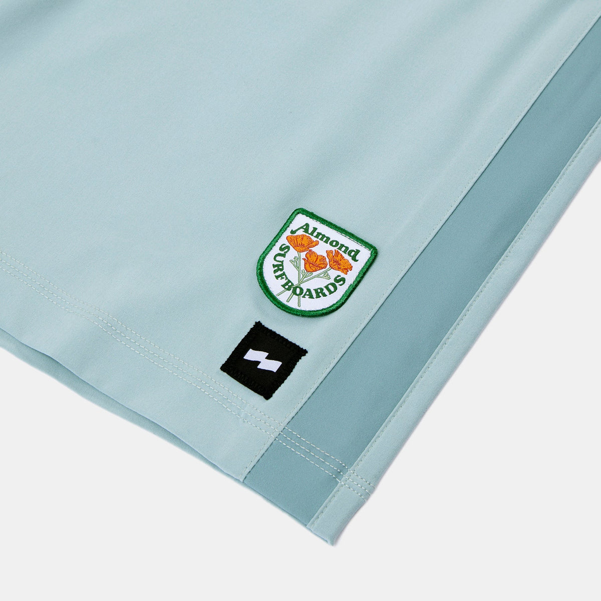ALMOND x BANKS - Boardshort - Verde salvia
