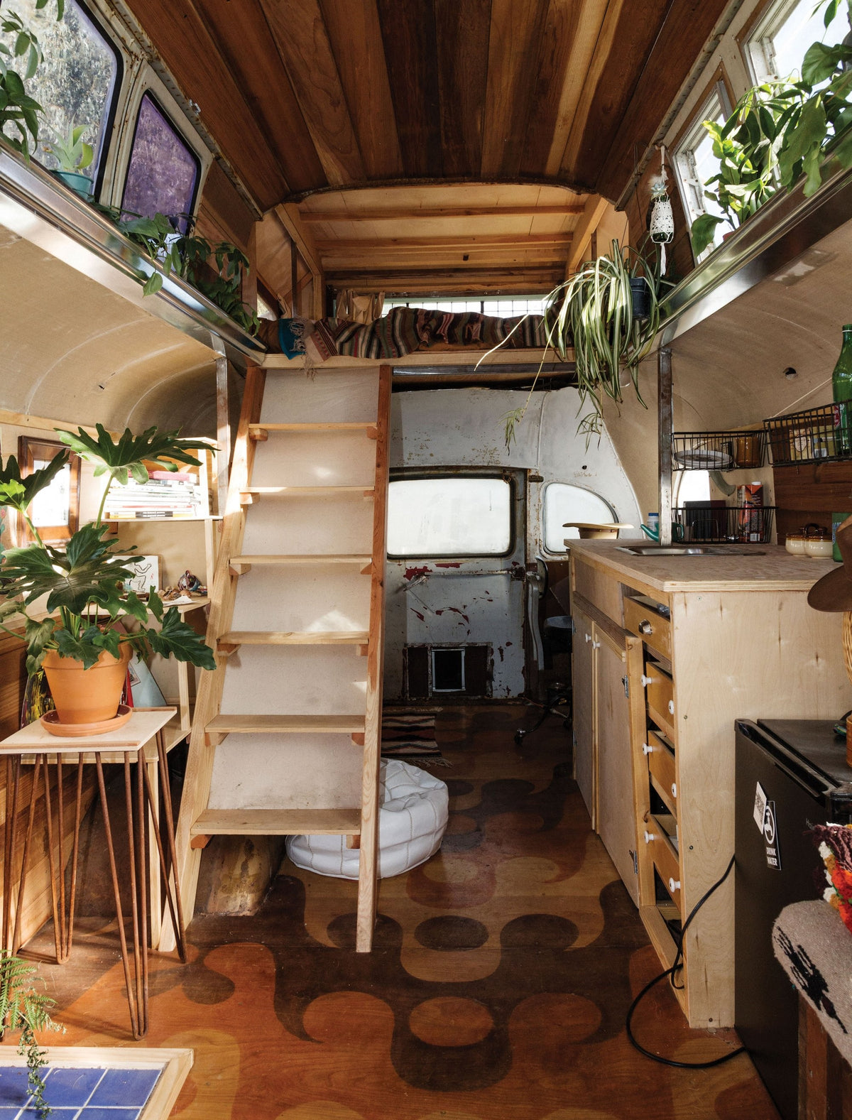 Surf Shacks Vol.1 , Creative surfer's homes