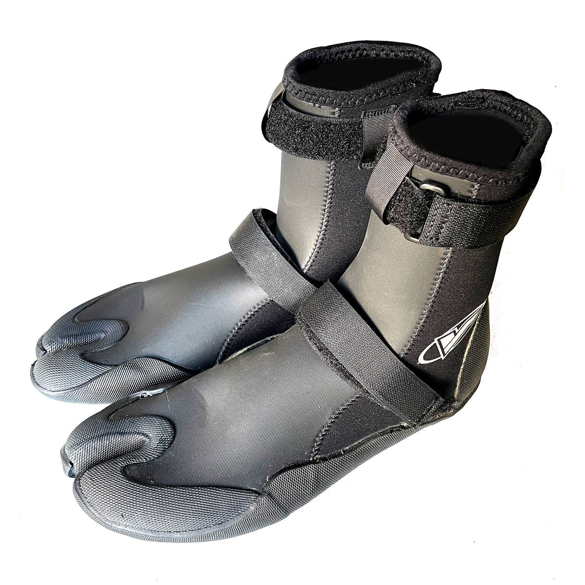 VICTORY - Bota de surf de 3 mm con punta dividida