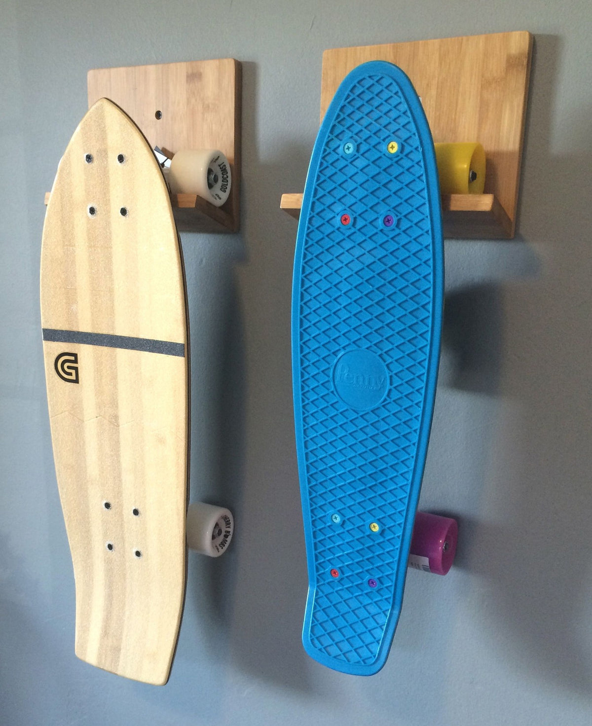 CORSURF - Support mural Skateboard (Bamboo Wall Rack)